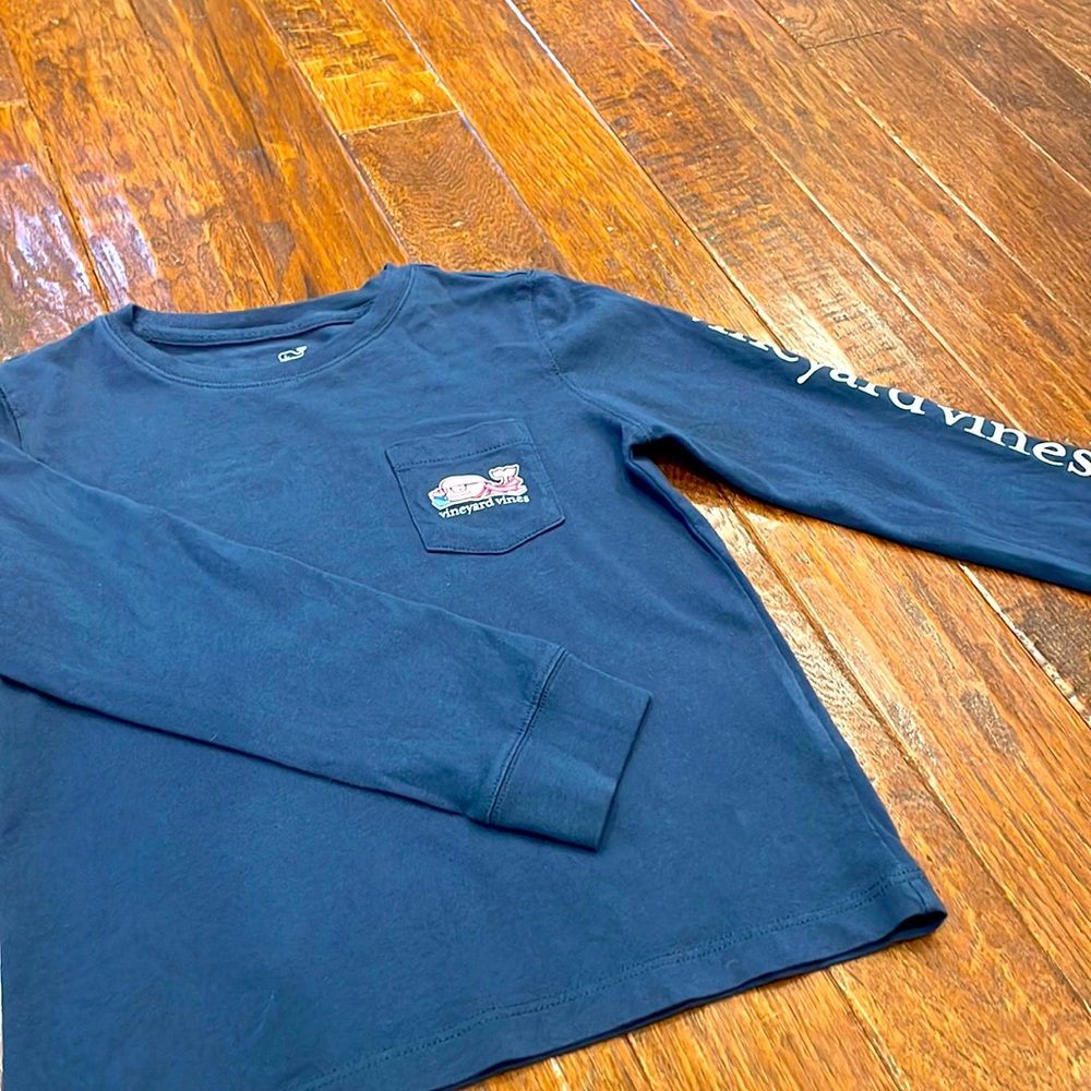 EUC Vineyard Vines Long Sleeve Tee
